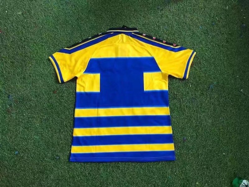 99-00 Parma home